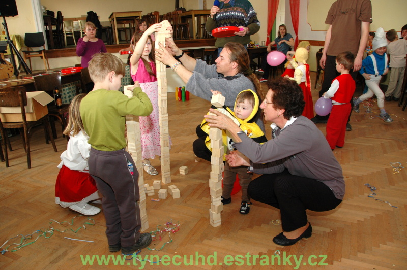 Dětský maškarní karneval 2011 - 37