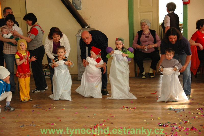 Dětský maškarní karneval 2011 - 46