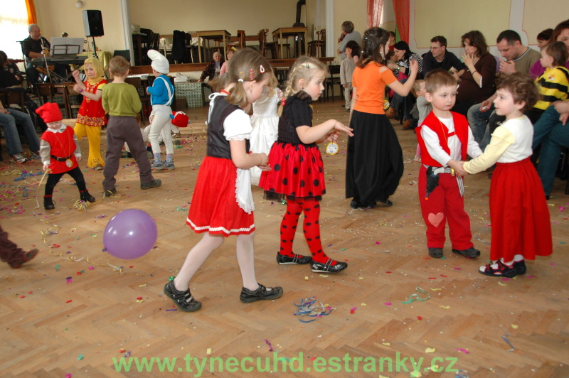 Dětský maškarní karneval 2011 - 63