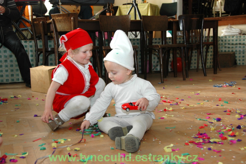 Dětský maškarní karneval 2011 - 64