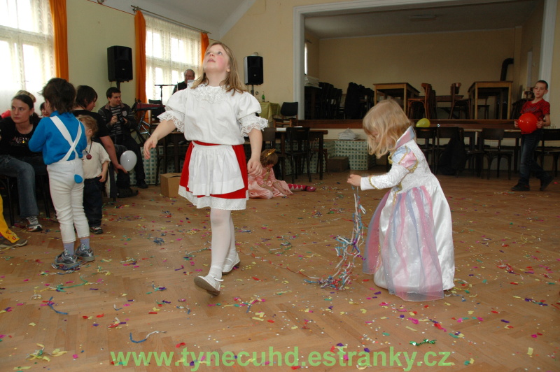 Dětský maškarní karneval 2011 - 69