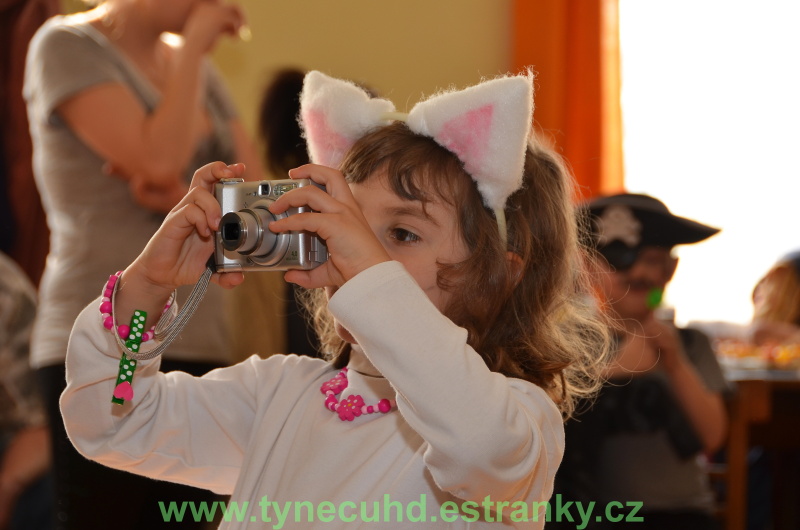 Maškarní karneval Týnec 2012 - 140