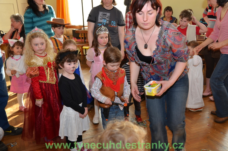 Maškarní karneval Týnec 2012 - 172