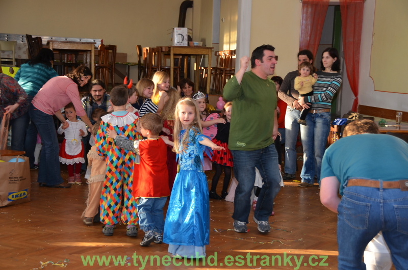 Maškarní karneval Týnec 2012 - 200