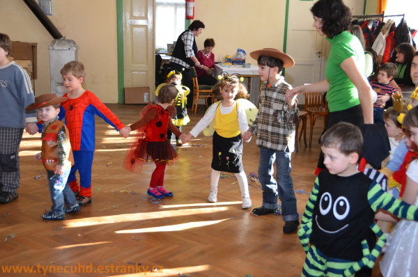 Dětský maškarní karneval 2013 - 10