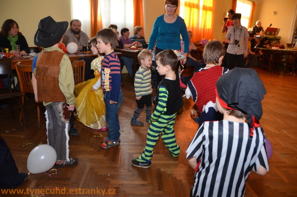 Dětský maškarní karneval 2013 - 80