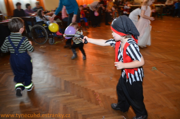 Dětský maškarní karneval 2013 - 81